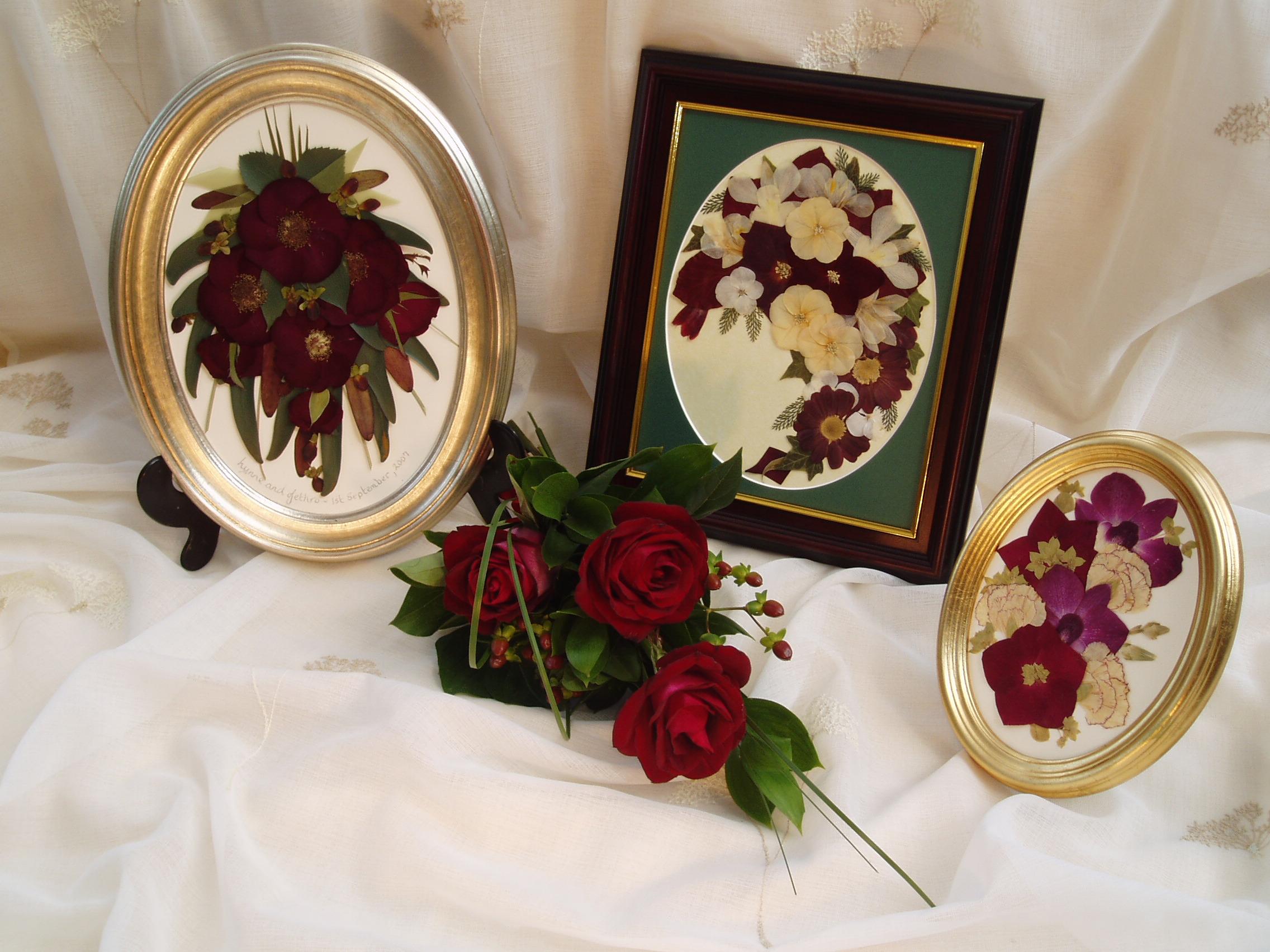 Assorted red flowers, HI-RES